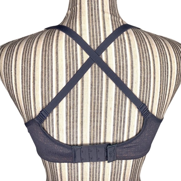 Victoria’s Secret Body By Victoria Unlined Demi Underwire Bra - Picture 5 of 8